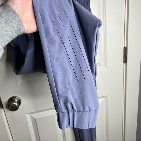 Gymshark Pro Perform Elite Reflective Track Pant Bottoms Steel Blue Size Medium - Picture 5 of 8